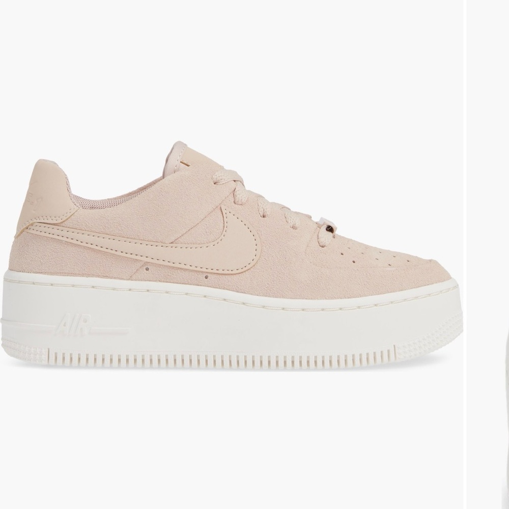 Nike Women's Air Force 1 Platform Pinkish Beige Brand NWOT Never worn